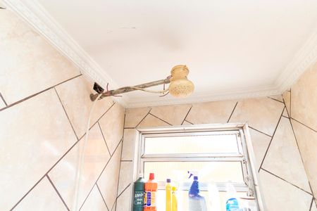 Casa à venda com 150m², 5 quartos e 2 vagasCASA 1 - Banheiro 2
