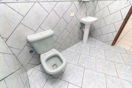 Casa à venda com 150m², 5 quartos e 2 vagasCASA 2 - Banheiro da Suíte