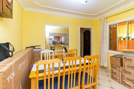 Casa à venda com 150m², 5 quartos e 2 vagasCASA 1 - Sala de Jantar