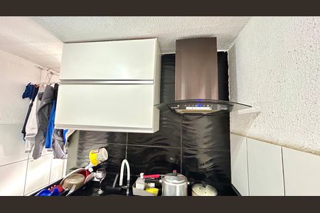 Cozinha de apartamento para alugar com 2 quartos, 44m² em Jardim Munira, Guarulhos