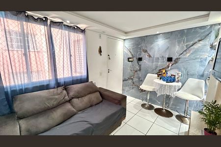 Sala de apartamento para alugar com 2 quartos, 44m² em Jardim Munira, Guarulhos