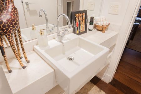 Apartamento para alugar com 155m², 4 quartos e 2 vagas Apartamento para alugar com 155m², 4 quartos e 2 vagasLavabo