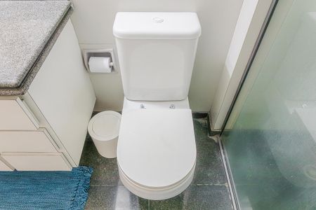 Apartamento para alugar com 155m², 4 quartos e 2 vagas Apartamento para alugar com 155m², 4 quartos e 2 vagasBanheiro