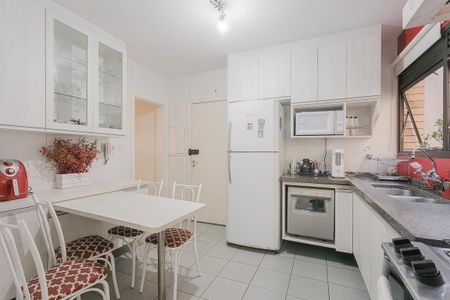 Cozinha de apartamento à venda com 4 quartos, 155m² em Perdizes, São Paulo