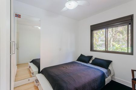 Apartamento para alugar com 155m², 4 quartos e 2 vagas Apartamento para alugar com 155m², 4 quartos e 2 vagasQuarto 2