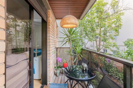 Apartamento para alugar com 155m², 4 quartos e 2 vagas Apartamento para alugar com 155m², 4 quartos e 2 vagasVaranda da Suíte 1