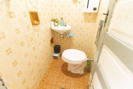 Casa à venda com 150m², 4 quartos e 4 vagas Casa à venda com 150m², 4 quartos e 4 vagasBanheiro da Suíte 2
