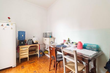 Casa à venda com 150m², 4 quartos e 4 vagas Casa à venda com 150m², 4 quartos e 4 vagasSuíte 1