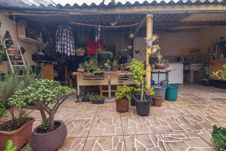 Casa à venda com 150m², 4 quartos e 4 vagas Casa à venda com 150m², 4 quartos e 4 vagasJardim e área de serviço
