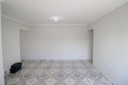 Sala de apartamento para alugar com 2 quartos, 70m² em Parque Paineiras, São Paulo
