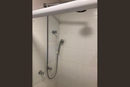 Apartamento à venda com 70m², 2 quartos e 1 vaga Apartamento à venda com 70m², 2 quartos e 1 vagaBanheiro