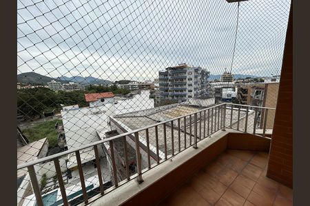 Apartamento à venda com 89m², 2 quartos e 1 vagaVaranda do Quarto 1