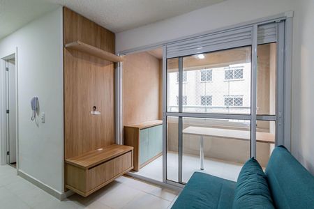 Sala de apartamento à venda com 2 quartos, 34m² em Parque Industrial Tomas Edson, São Paulo
