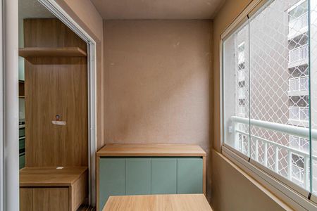 Varanda de apartamento à venda com 2 quartos, 34m² em Parque Industrial Tomas Edson, São Paulo