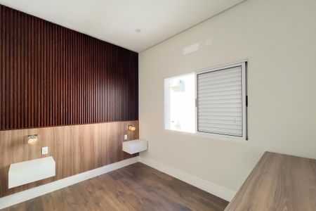Casa de condomínio à venda com 325m², 3 quartos e 4 vagasSuíte 2