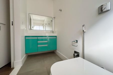 Casa de condomínio à venda com 325m², 3 quartos e 4 vagasBanheiro da Suíte 3