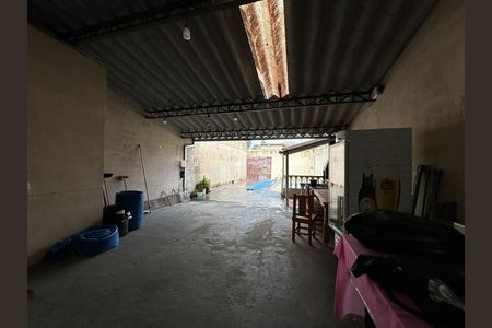 Casa para alugar com 114m², 2 quartos e 5 vagas Casa para alugar com 114m², 2 quartos e 5 vagasÁrea externa