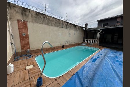 Casa para alugar com 114m², 2 quartos e 5 vagas Casa para alugar com 114m², 2 quartos e 5 vagasPiscina