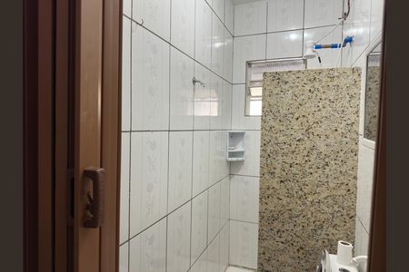 Casa para alugar com 114m², 2 quartos e 5 vagas Casa para alugar com 114m², 2 quartos e 5 vagasBanheiro Corredor