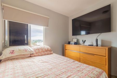 Quarto de apartamento à venda com 1 quarto, 50m² em Taguatinga Norte, Brasília