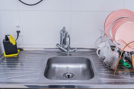 Apartamento à venda com 45m², 2 quartos e 1 vaga Apartamento à venda com 45m², 2 quartos e 1 vagaCozinha e Área de Serviço