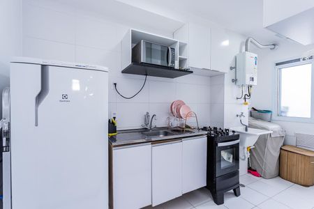Apartamento à venda com 45m², 2 quartos e 1 vaga Apartamento à venda com 45m², 2 quartos e 1 vagaCozinha e Área de Serviço