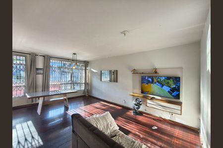 Sala de casa à venda com 3 quartos, 216m² em Taquara, Rio de Janeiro