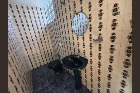 Casa à venda com 216m², 3 quartos e 4 vagas Casa à venda com 216m², 3 quartos e 4 vagasLavabo
