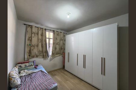Casa à venda com 216m², 3 quartos e 4 vagas Casa à venda com 216m², 3 quartos e 4 vagasQuarto 2