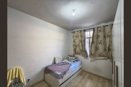Casa à venda com 216m², 3 quartos e 4 vagas Casa à venda com 216m², 3 quartos e 4 vagasQuarto 2