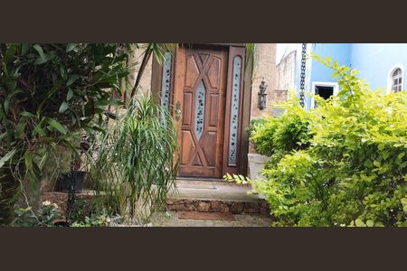 Área externa de casa à venda com 3 quartos, 250m² em Jardim Rosa de Franca, Guarulhos