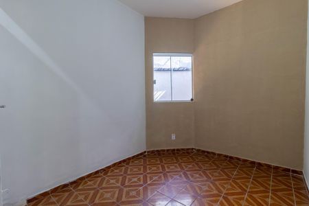 Casa à venda com 83m², 2 quartos e 2 vagas Casa à venda com 83m², 2 quartos e 2 vagasSala