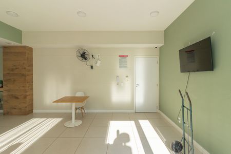 Apartamento para alugar com 37m², 2 quartos e sem vaga Apartamento para alugar com 37m², 2 quartos e sem vagaÁrea comum - Salão de festas