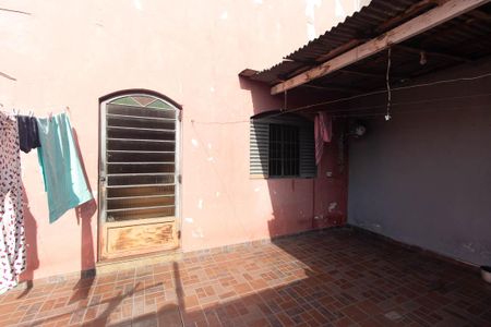 Casa à venda com 200m², 5 quartos e 2 vagasCasa 2