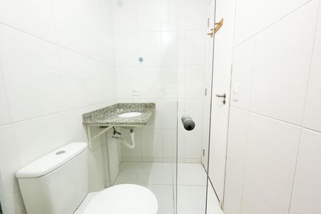 Apartamento para alugar com 59m², 2 quartos e 1 vaga Apartamento para alugar com 59m², 2 quartos e 1 vagaBanheiro