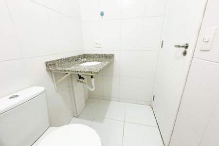 Apartamento para alugar com 59m², 2 quartos e 1 vaga Apartamento para alugar com 59m², 2 quartos e 1 vagaBanheiro