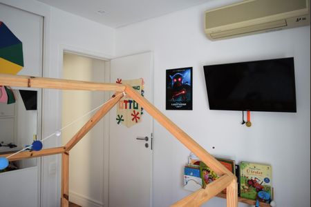 Apartamento à venda com 183m², 3 quartos e 5 vagasQuarto 2