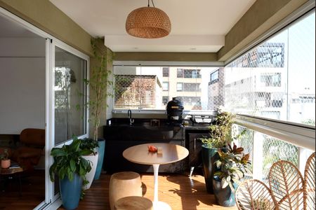 Varanda de apartamento à venda com 3 quartos, 183m² em Pinheiros, São Paulo