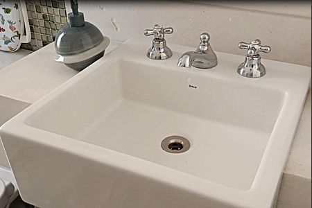 Apartamento à venda com 183m², 3 quartos e 5 vagas Apartamento à venda com 183m², 3 quartos e 5 vagasBanheiro