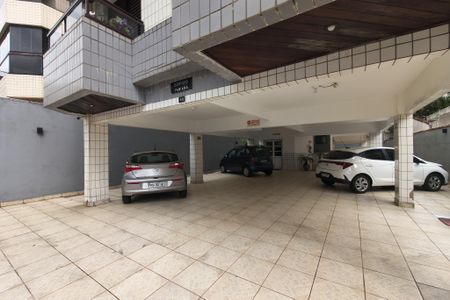 Apartamento para alugar com 45m², 1 quarto e 1 vaga Apartamento para alugar com 45m², 1 quarto e 1 vagaGaragem