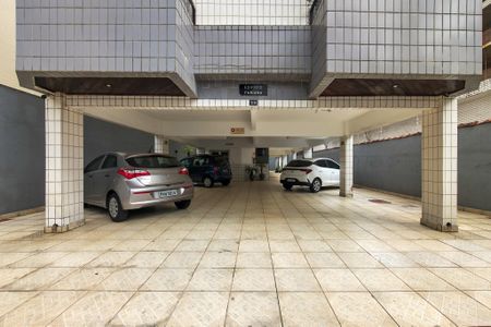 Apartamento para alugar com 45m², 1 quarto e 1 vaga Apartamento para alugar com 45m², 1 quarto e 1 vagaGaragem