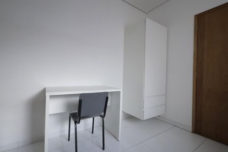 Quarto, Sala, Cozinha de apartamento para alugar com 1 quarto, 15m² em Vila Sao Pedro, Santo André