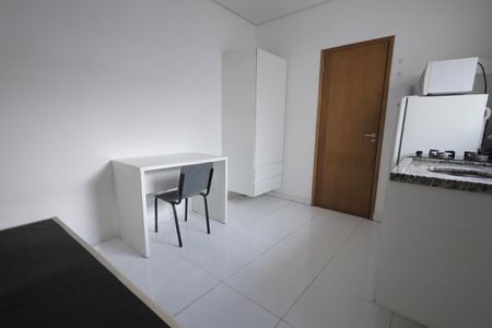 Apartamento para alugar com 15m², 1 quarto e sem vagaQuarto, Sala, Cozinha