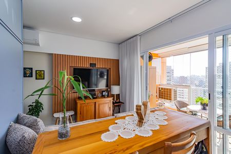 Sala/Cozinha de kitnet/studio à venda com 1 quarto, 50m² em Campo Belo, São Paulo
