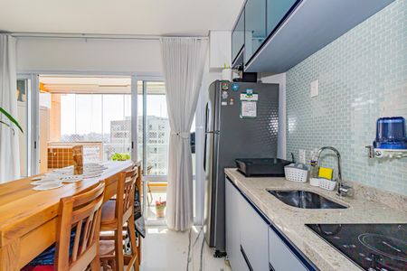 Studio à venda com 50m², 1 quarto e 1 vaga Studio à venda com 50m², 1 quarto e 1 vagaCozinha e Área de Serviço