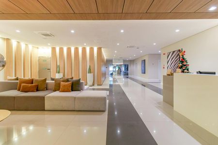 Studio à venda com 50m², 1 quarto e 1 vaga Studio à venda com 50m², 1 quarto e 1 vagaHall social