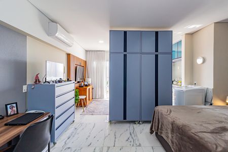 Quarto de kitnet/studio à venda com 1 quarto, 50m² em Campo Belo, São Paulo