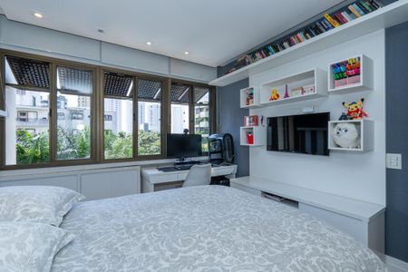 Apartamento à venda com 271m², 3 quartos e 4 vagas