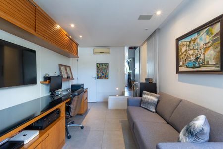 Apartamento à venda com 271m², 3 quartos e 4 vagas