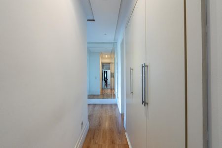 Apartamento à venda com 271m², 3 quartos e 4 vagas